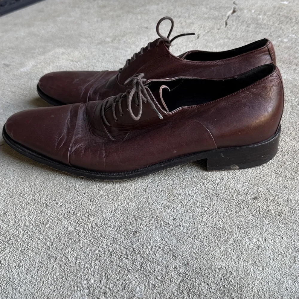 Bruno Magli mens 9.5 M brown solid cap toe leather oxford dress shoes EUC